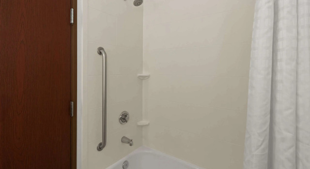 Четырёхместный люкс Comfort Suites Granbury