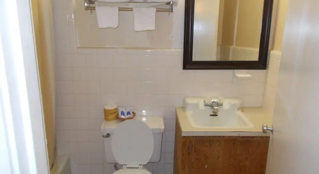 Номер Standard Hillside Motel