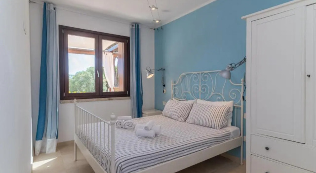 C 102 Puntavilla Mare, Забронировать Отель Отели Ла-Маддалена с бассейном, Бассейн