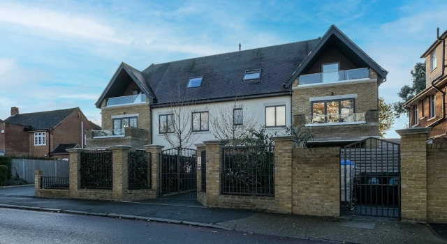 The Isleworth Garden Retreat 3BR 2BA with Gated Parking, Book Lejlighed Lejligheder i Merseyside, Lejlighed