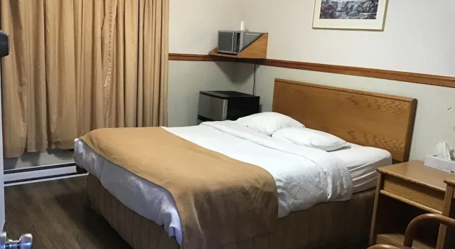 Номер Classic Kingsway Inn