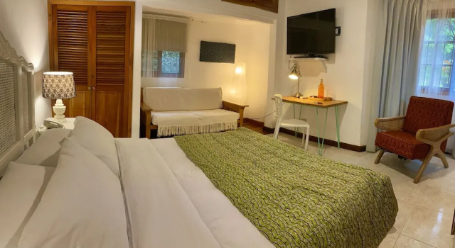 Семейный номер Standard с балконом Iguanazu Bed & Breakfast