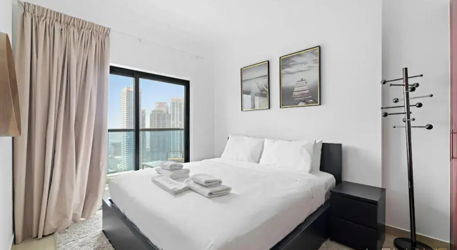 Апартаменты WelHome - Stunning High-Rise with Canal View Near MarinaMall
