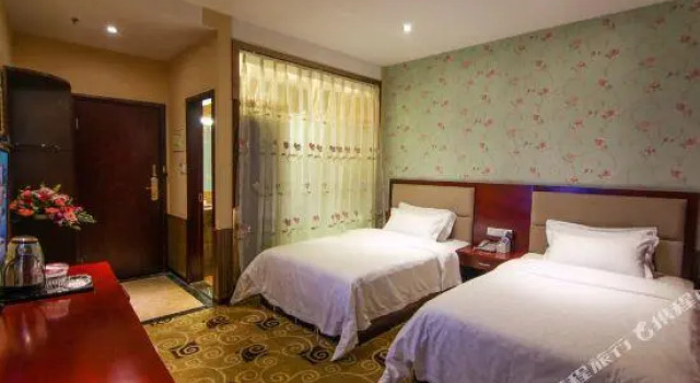 Yijia Business Hotel, Prenota Hotel Chengdu Sichuan