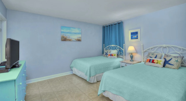 Holiday Towers by Elliott Beach Rentals, Забронировать Апартаменты/квартира Отели Южной Каролины с бассейном, Бассейн
