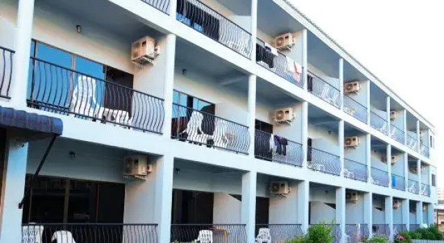 Karon Place