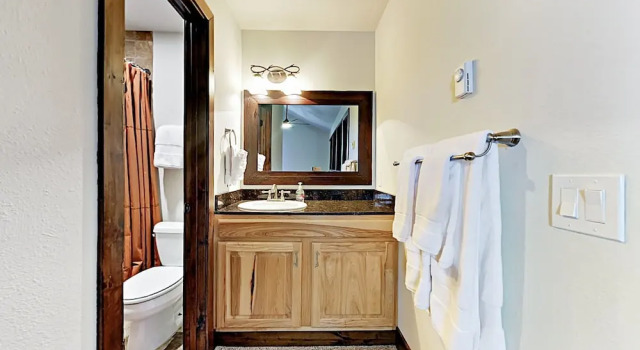 New Listing! Refined Resort-style Ski 1 Bedroom Condo, Забронировать Апартаменты/квартира Апартаменты Парк-Сити, рядом с Полет над каньонами, Апартаменты/квартира