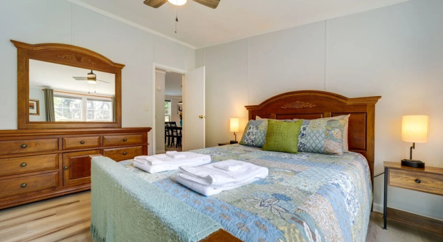 North Carolina Home Near Mountain Biking & Fishing, Забронировать Отель Отели Бревэрд 3 звезды, 3*