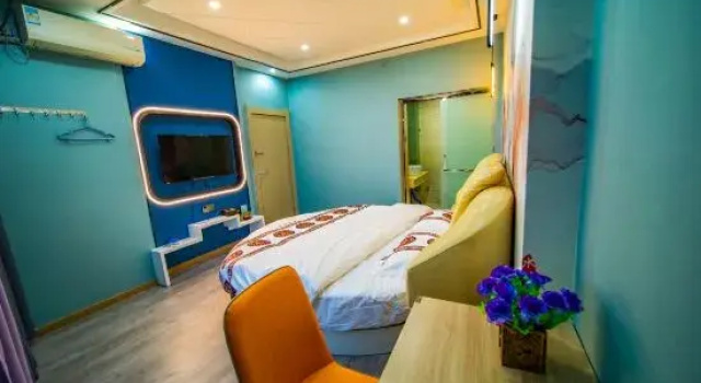 Люкс Dream Express Hotel (Wenshan Qihua Square Branch)