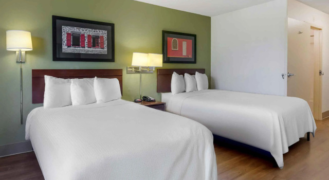 Четырёхместный люкс Extended Stay America Suites - Orlando - Lake Mary - 1036 Greenwood Blvd