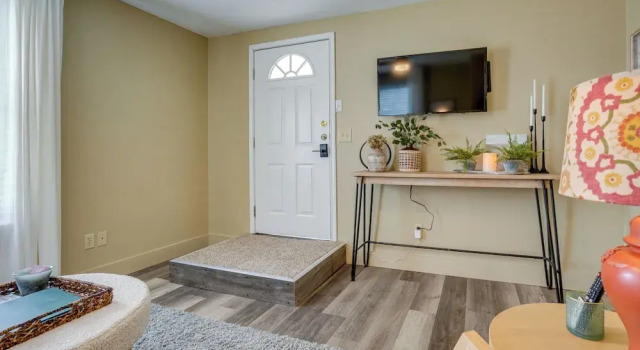 Kerrville Vacation Rental Across From River Trail!, Забронировать Отель Керрвилл Texas Hill Country