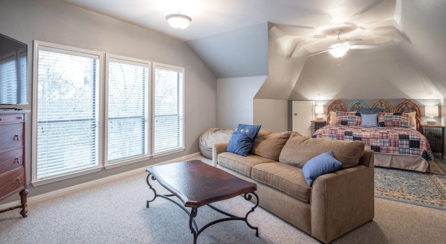 Gruene Vista On The Guadalupe 4 Bedrooms 3.5 Bathrooms Home, Забронировать Дом для отпуска Виллы Greater San Antonio, Вилла