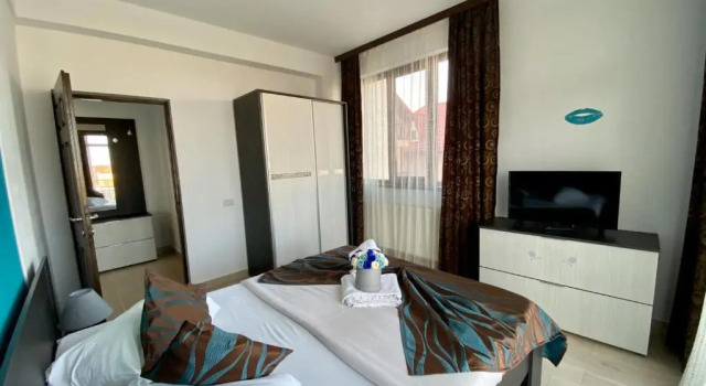 Apartament Ella T2, Varaa Huoneisto Hotellit Mamaia-Sat pysäköinnillä, Pysäköinti