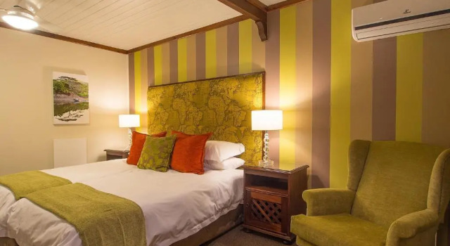 Номер Deluxe Knysna Log-Inn Hotel
