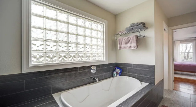 Коттедж с 3 комнатами Pet-Friendly Texas Retreat w/ Deck & Gas Grill
