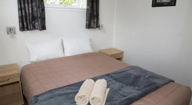 Четырёхместные апартаменты с 2 комнатами Greymouth Motel