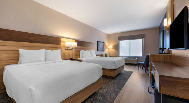 Четырёхместный номер Standard Best Western Plus Orlando East - UCF Area
