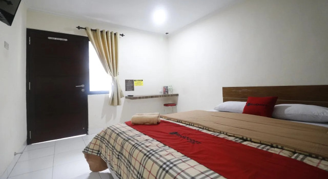 RedDoorz @ Jalan Pangeran Antasari Lampung, Book Hotel Bandar Lampung Sumatra