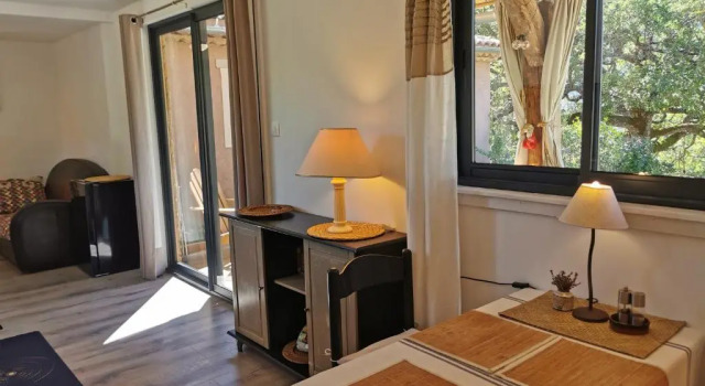 La Peyregoune, Logement En Pleine Nature Et Table D'hotes (Adults Only), Book Hotel Blieux Marseille
