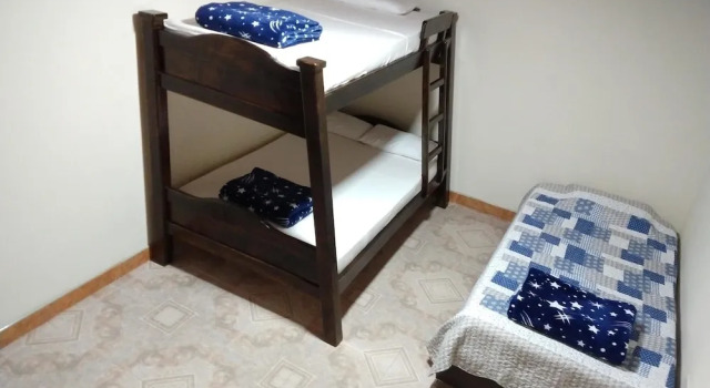 Семейный номер Standard с 2 комнатами Hostal FIND LAND & A REST
