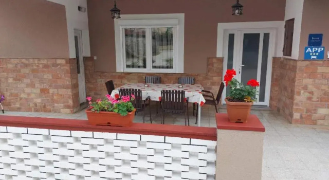 Apartman Bakša, Забронировать Апартаменты/квартира Отели Ровиньско села с бассейном, Бассейн
