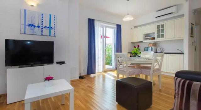 Apartments Villa Tribunj, 预订 公寓 特里布恩 Sibenik-Knin County
