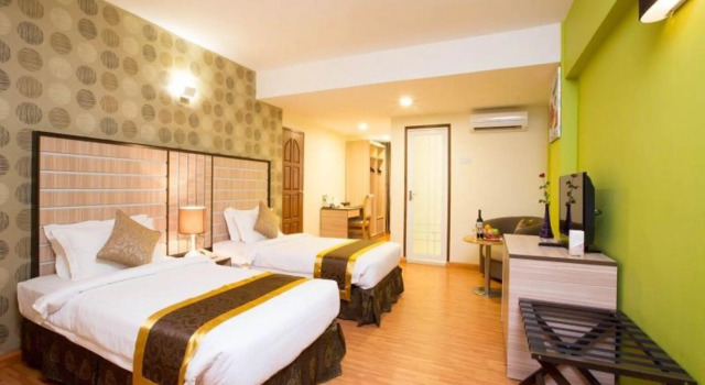 Двухместный номер Deluxe Uptown Hotel