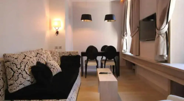 Полулюкс Hotel Richemond