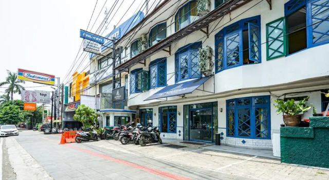 RedDoorz near Istana Bogor, Rezervasyon Otel Bogor merkez otelleri, bogor merkez otelleri, Otopark