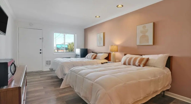 Четырёхместный номер Standard Dry Dock Inn