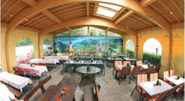 Hotel Rössli, Book Hotel Arth Schwyz