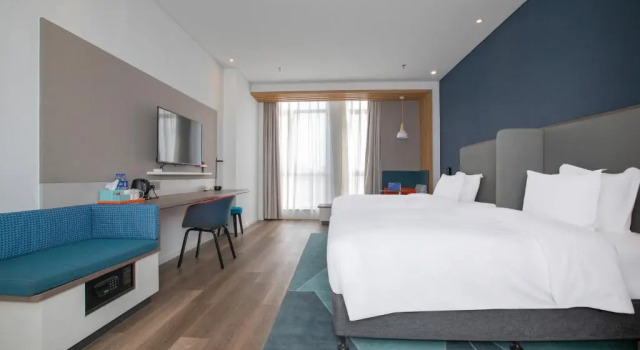 Двухместный номер Superior Holiday Inn Express Shangqiu Ancient Town