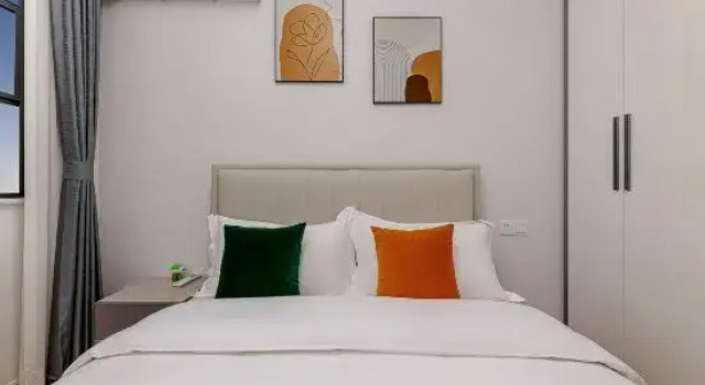 Люкс Yunshuiju Hotel Apartment (East Railway Station Universal Hui Branch)