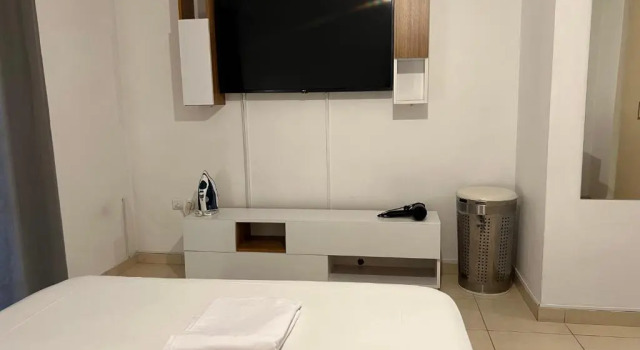 Luxury studio with SPA close to athens airport