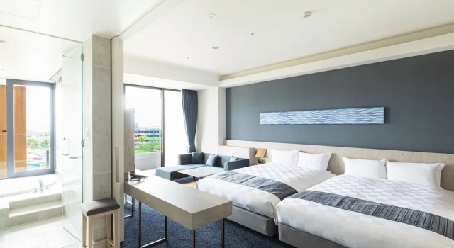 Люкс с балконом Garden Terrace Fukuoka Hotels Resorts