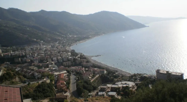 Bilocale Eoliano, Book Apartment Hotels in Sicily with Parking, Parking