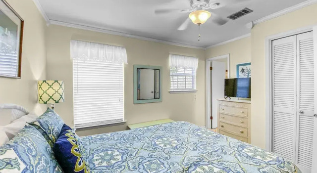 Номер Standard The Breezeway - 2 Br condo by RedAwning