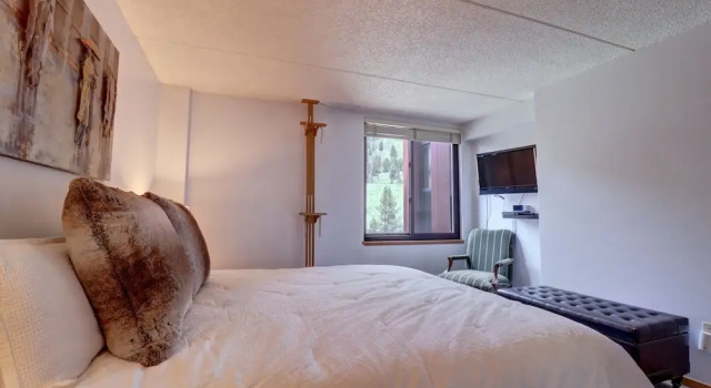 Vs348 Village Square 1 Br 1 Ba 1 Bedroom Condo by RedAwning