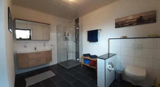 Апартаменты Ferienwohnung 75m² Terrasse Parkplatz WallBox Nürburgring
