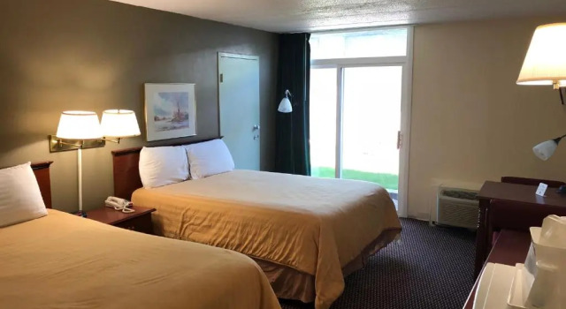 Двухместный номер Standard Norwood Inn Worthington