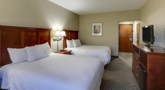 Четырёхместный номер Standard Barrington Hotel & Suites