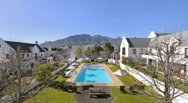 Winelands Golf Lodges 21, Забронировать Дом для отпуска Коттеджи Стелленбос, Коттедж