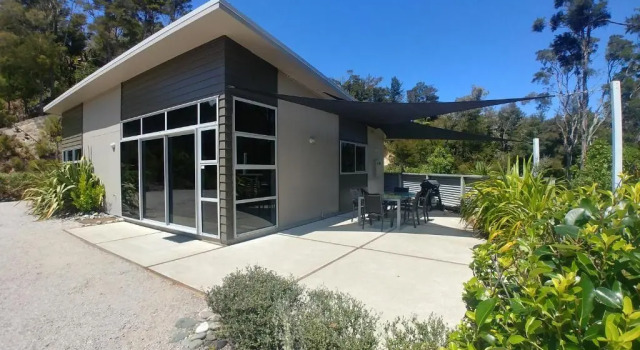 Ryder Ridge Holiday Home, Забронировать Отель Кайтеритери Abel Tasman National Park