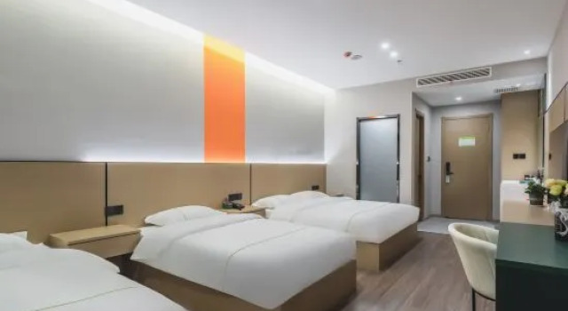 Семейный люкс Yunshu Nuanxi Hotel (Qingdao Huangdao Wangtaizhen Shop)