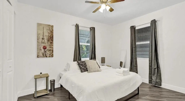 BRAND NEW 4Bed/2Bath - Renovated Luxury Stay