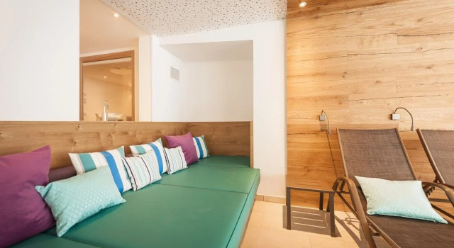 Hotel Sunora - Ski In Ski Out - Formerly Hotel Schranz