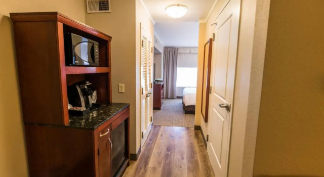 Двухместный люкс c 1 комнатой Hilton Garden Inn Bowling Green