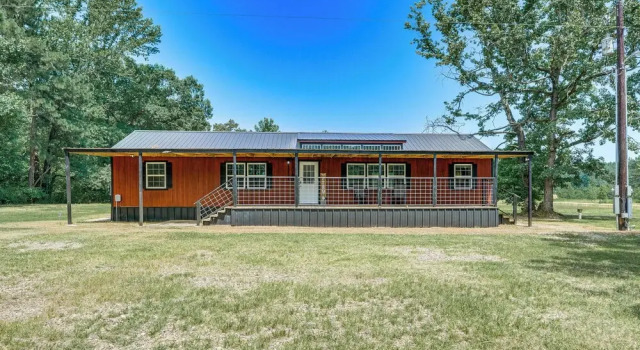 Коттедж Secluded Broken Bow Cabin w/ Fishing Pond & Views!