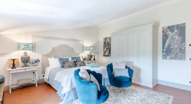 Вилла Fattoria Camigliano, Luxury Farmhouse with Pool inside a Wine Estate