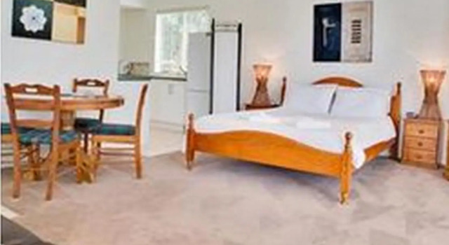 Cayambe View B&B, Buchen Sie Bed & Breakfast Hotels in Queensland mit Parkplatz, Parkplätze